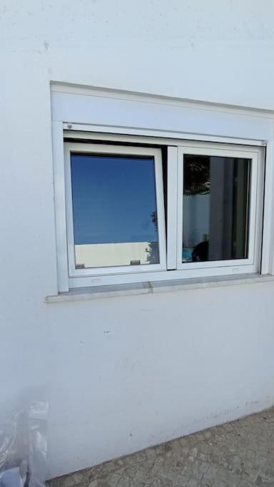 Private Small Studio In Costa De Caparica Bagian luar foto